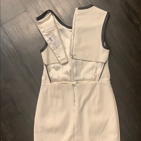 Beautiful white knee length Dress. - Picture 4 of 7